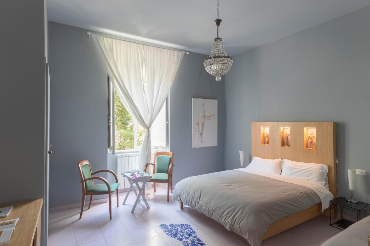 Tarshito Gallery House Roma ภายนอก รูปภาพ